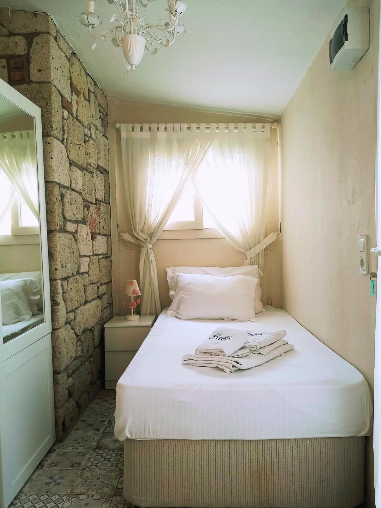 Alacati Sultan Konak Butik Otel ℳℛ Luxury Concept Phòng bức ảnh