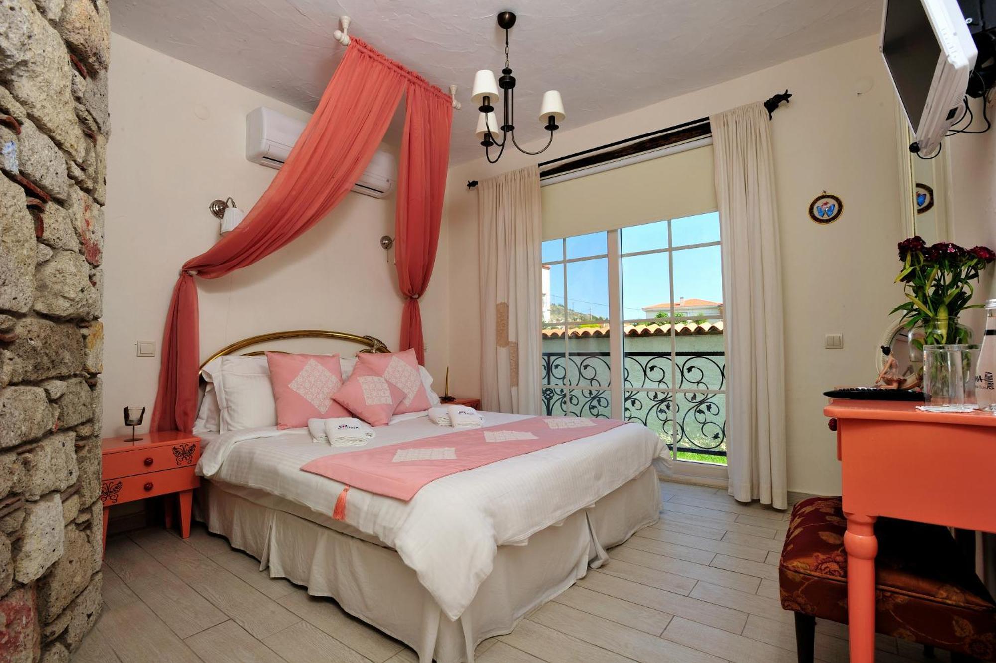 Alacati Sultan Konak Butik Otel ℳℛ Luxury Concept Ngoại thất bức ảnh