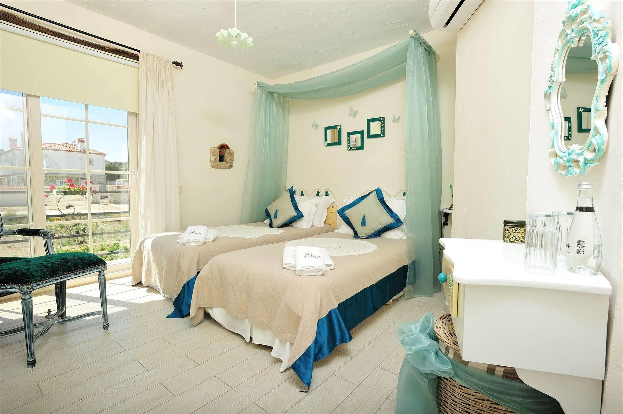 Alacati Sultan Konak Butik Otel ℳℛ Luxury Concept Ngoại thất bức ảnh